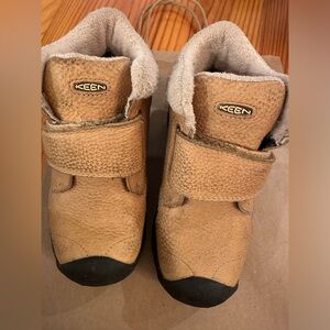 Keen kids boots size us11